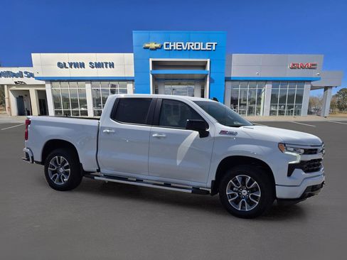 New 2026 Chevrolet Silverado 1500 RST w/ Convenience Package II AWD/4WD image 3
