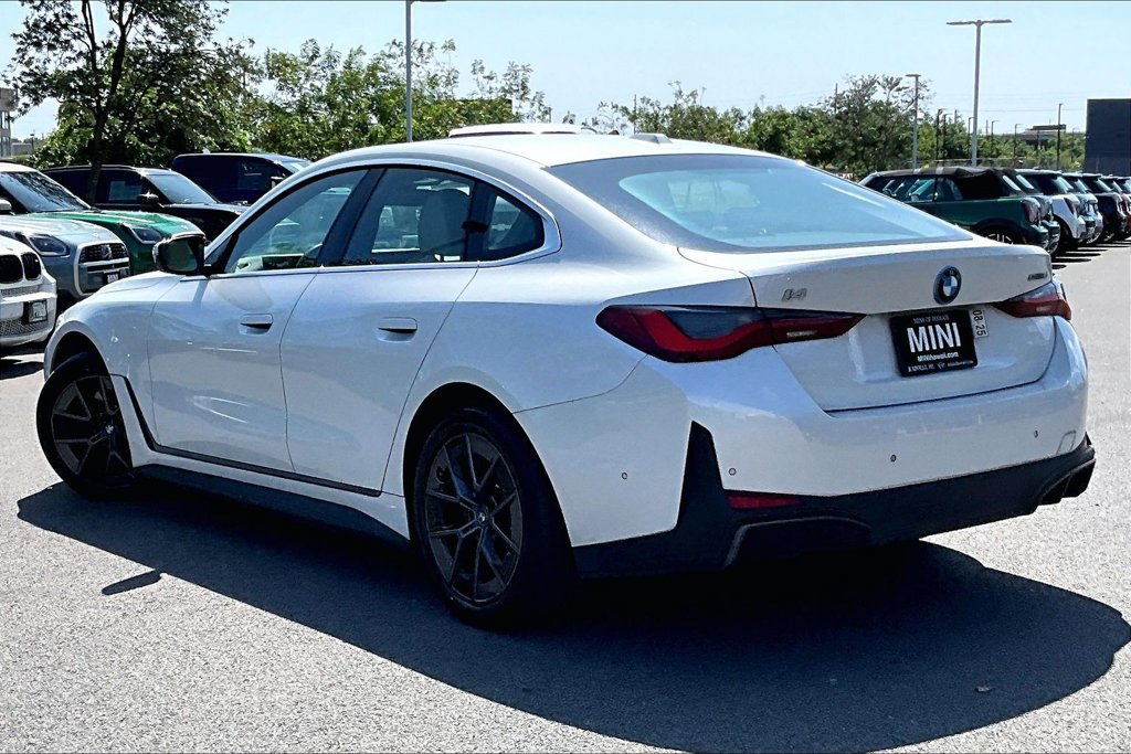 Used 2023 BMW i4 eDrive40 w/ Premium Package RWD image 10