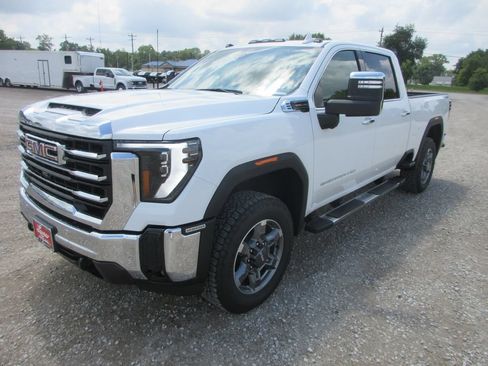 New 2026 GMC Sierra 2500 SLT w/ SLT Premium Package AWD/4WD image 10