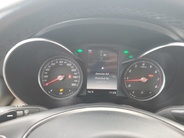 Used 2018 Mercedes-Benz GLC 300 4MATIC image 25