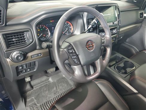 Used 2023 Nissan Titan PRO-4X w/ Pro-4x Convenience Package image 10