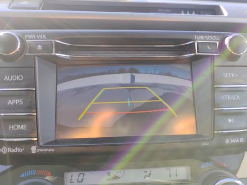 Used 2018 Toyota RAV4 XLE image 20