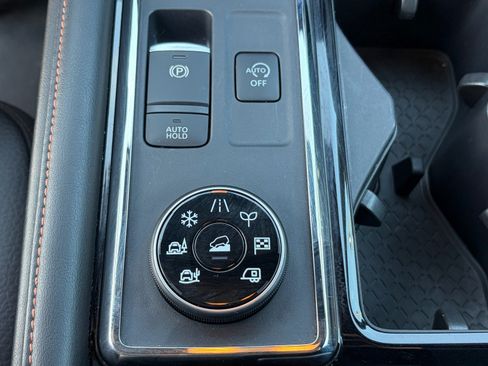 Used 2024 Nissan Pathfinder Rock Creek AWD/4WD image 29
