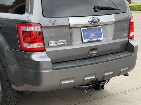 Used 2010 Ford Escape Limited AWD/4WD image 7