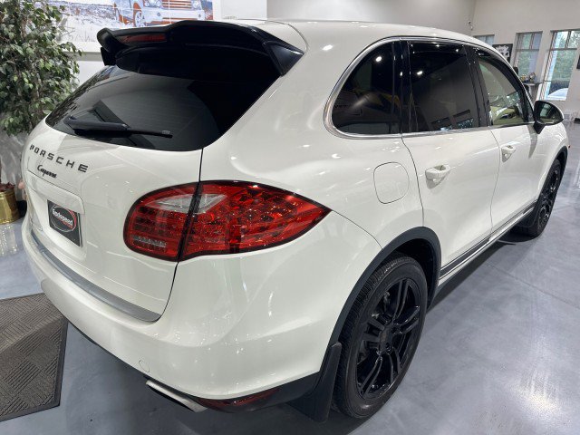 Used 2011 Porsche Cayenne AWD/4WD image 25