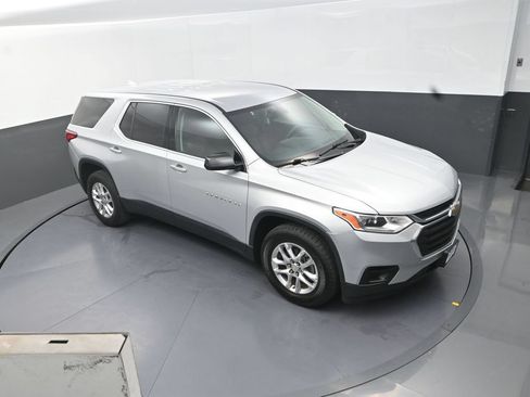 Used 2020 Chevrolet Traverse LS AWD/4WD image 13