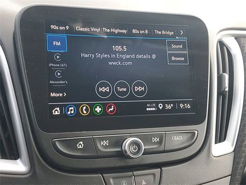 Used 2024 Chevrolet Malibu LT image 24