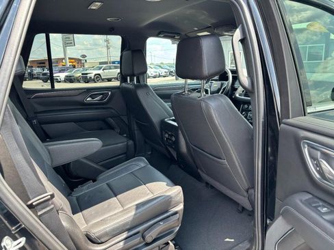 Used 2024 Chevrolet Tahoe LT AWD/4WD image 12