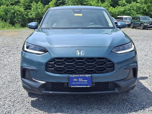 Used 2024 Honda HR-V LX image 2