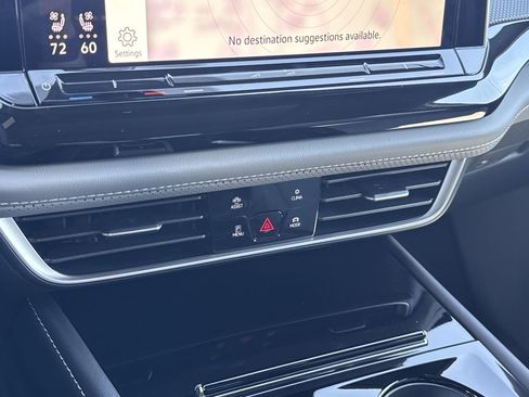 New 2026 Volkswagen Atlas Cross Sport SEL image 18