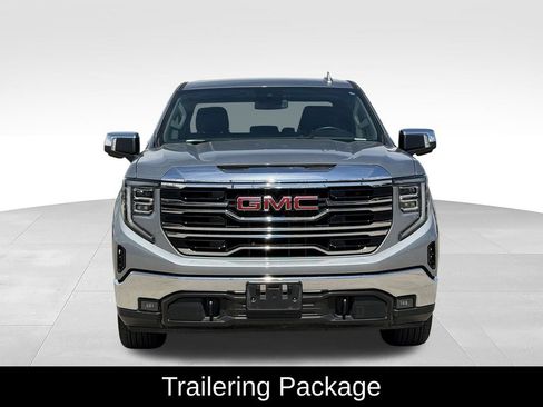 Used 2026 GMC Sierra 1500 SLT RWD image 3
