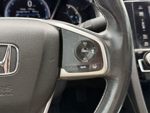 Used 2018 Honda Civic Touring image 21