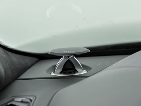 Used 2019 Lamborghini Urus image 33