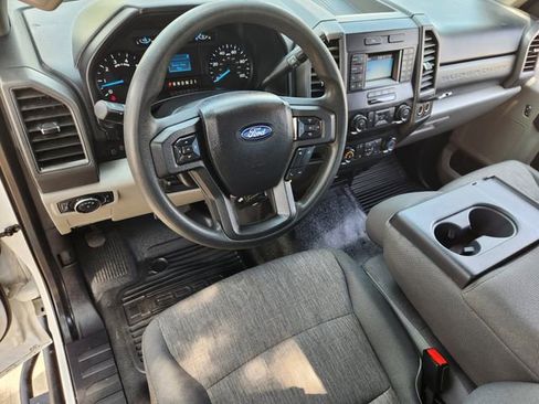 Used 2020 Ford F250 XL w/ Power Equipment Group RWD image 25