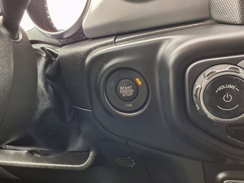 Used 2023 Jeep Wrangler Unlimited Sport AWD/4WD image 12