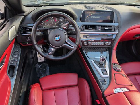 Used 2016 BMW M6 Convertible image 29