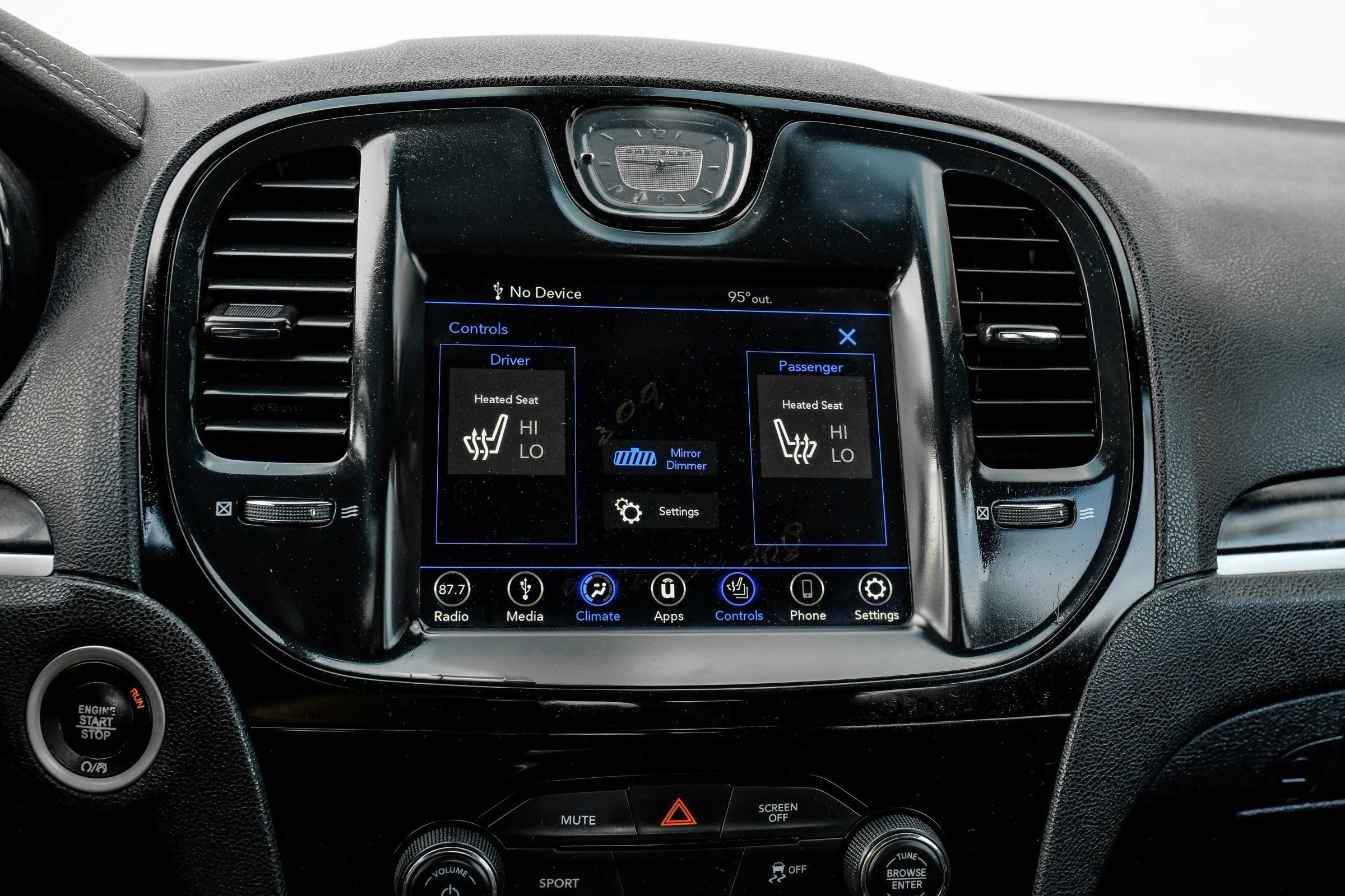 Used 2019 Chrysler 300 S RWD image 30
