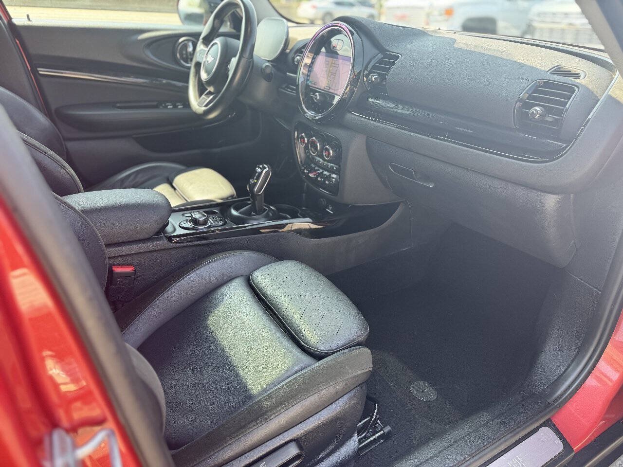 Used 2024 MINI Cooper Clubman S w/ Signature Upholstery Package FWD image 20