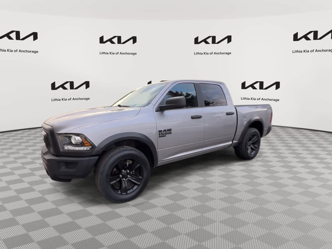 Used 2024 RAM 1500 Warlock AWD/4WD image 4