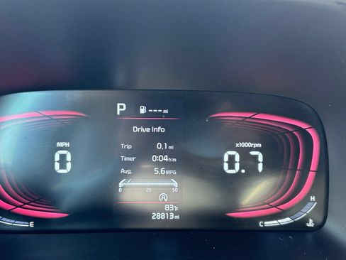 Used 2025 Kia Soul LX w/ LX Technology Package FWD image 40