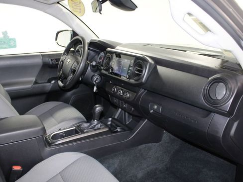 Used 2022 Toyota Tacoma SR image 26