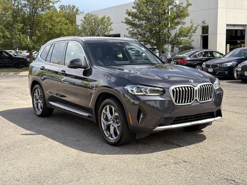 Certified 2024 BMW X3 xDrive30i w/ Premium Package AWD/4WD image 3