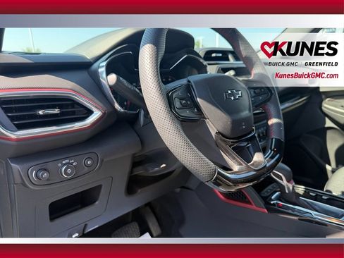 Used 2023 Chevrolet TrailBlazer RS w/ Convenience Package FWD image 44