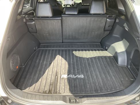 Used 2021 Toyota RAV4 XSE AWD/4WD image 41