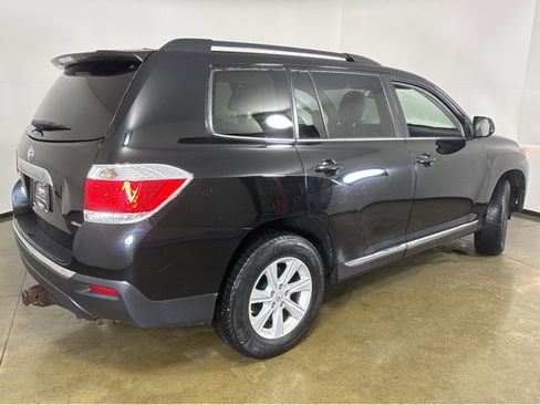 Used 2012 Toyota Highlander SE image 22