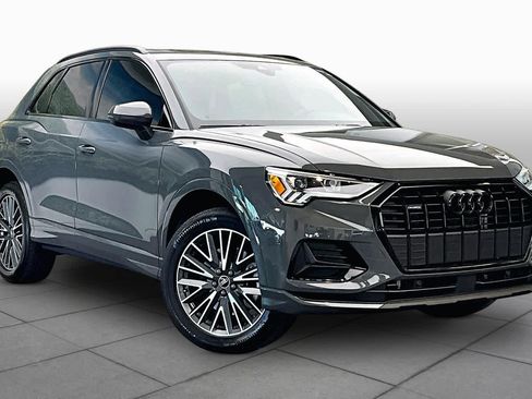 Certified 2024 Audi Q3 2.0T Premium w/ Convenience Package AWD/4WD image 3