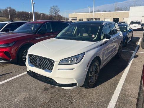 Used 2022 Lincoln Corsair Grand Touring w/ Elements Technology Bundle image 1