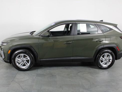 Certified 2026 Hyundai Tucson SE FWD image 12