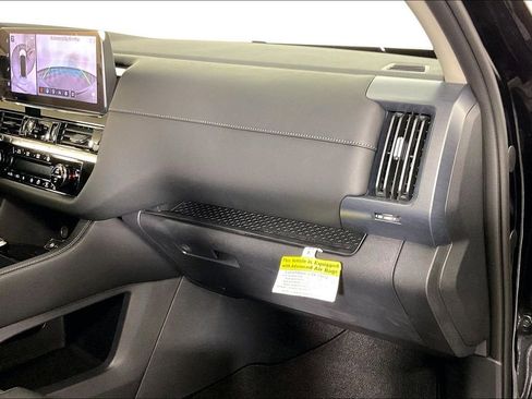 New 2026 Nissan Pathfinder SL AWD/4WD image 18