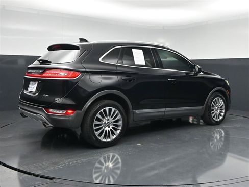 Used 2018 Lincoln MKC Reserve w/ Lincoln MKC Climate Package FWD image 5