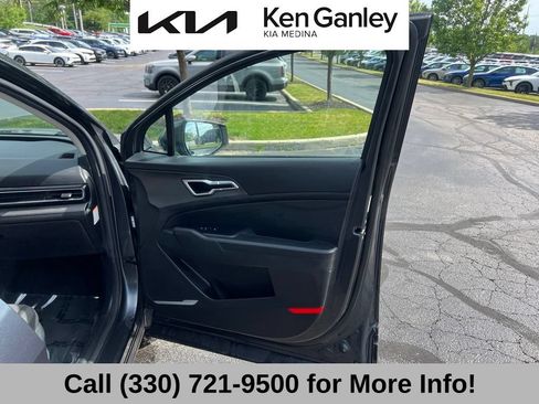 Certified 2023 Kia Sportage LX AWD/4WD image 55