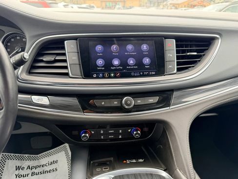 Used 2024 Buick Enclave Essence w/ Sport Touring Edition image 20