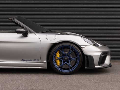 Certified 2025 Porsche 718 Boxster Spyder RS w/ Weissach Package image 10