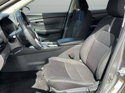 Used 2024 Nissan Sentra SV image 16