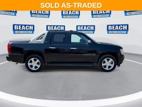 Used 2007 Chevrolet Avalanche LTZ w/ LTZ Preferred Equipment Group AWD/4WD image 9