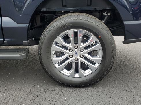 New 2025 Ford F150 Lariat w/ Equipment Group 502A High image 5