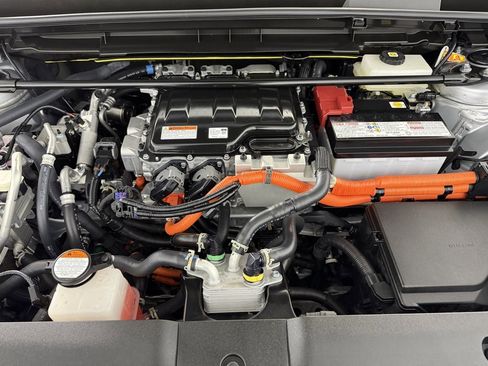 Used 2024 Lexus RZ 300e Premium image 34