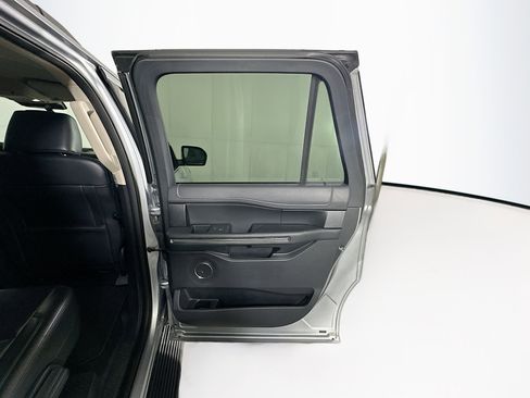 Used 2024 Ford Expedition Max XLT image 32