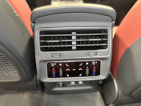 Used 2024 Audi SQ8 Prestige w/ Prestige Package image 41