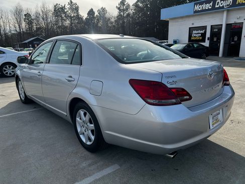 Used 2009 Toyota Avalon XL image 5