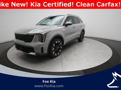 Certified 2025 Kia Sorento EX w/ Panoramic Sunroof Package