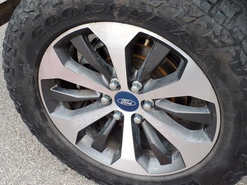 Used 2020 Ford F150 XL w/ Equipment Group 101A Mid image 8