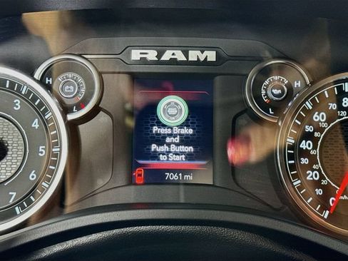 Used 2025 RAM 1500 Big Horn AWD/4WD image 12