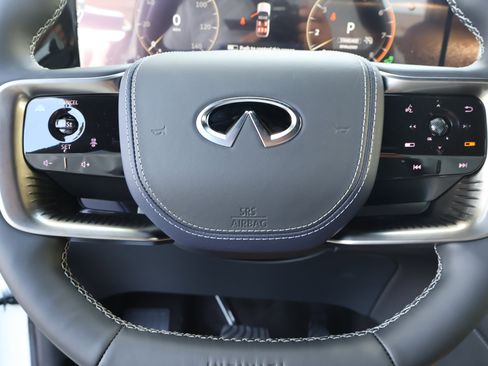 Used 2026 INFINITI QX80 4WD image 26