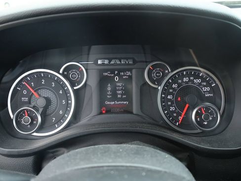 Used 2025 RAM 1500 Big Horn AWD/4WD image 33