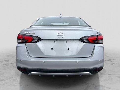 Used 2025 Nissan Versa SV w/ Trunk Package image 4